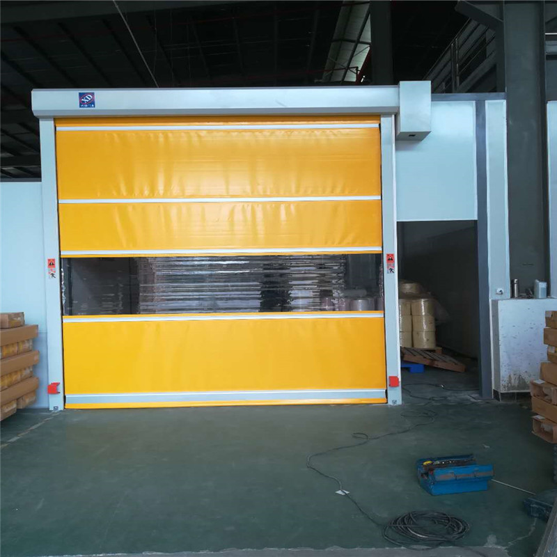 抗風卷簾門斜卷如何調整?興德門業(yè)告訴您